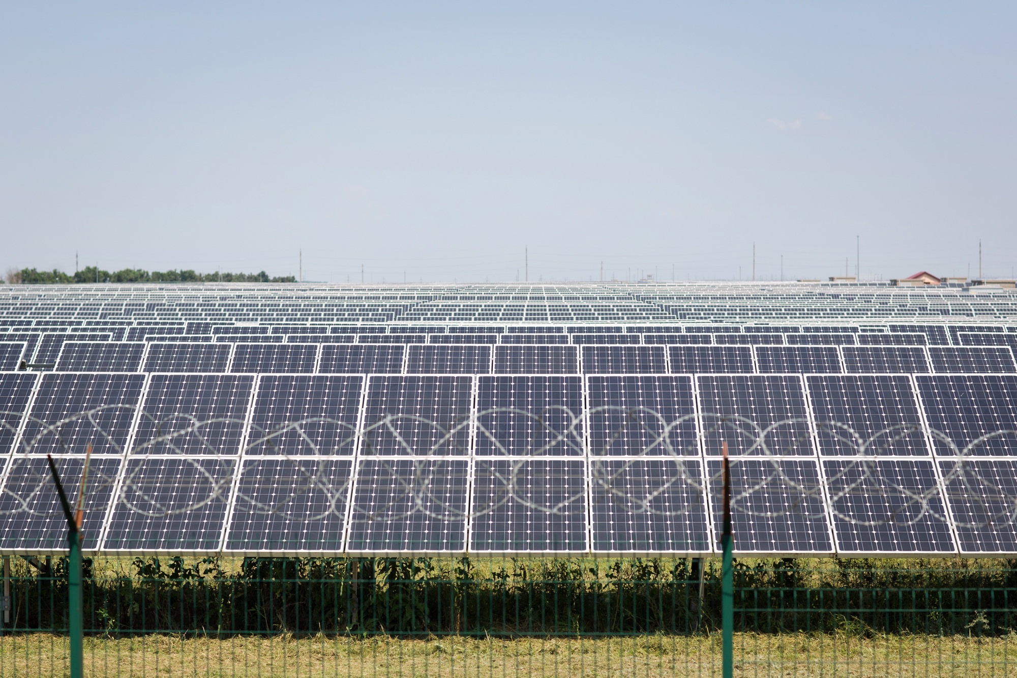 power-plant-using-renewable-solar-alternative-energy.jpg